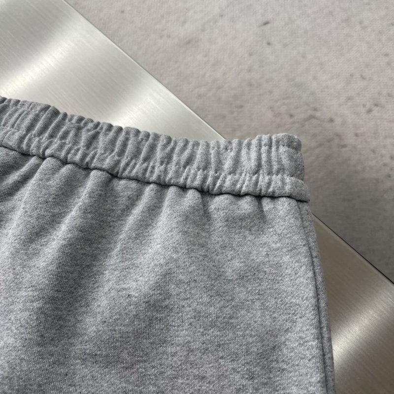 Pra*a long pants